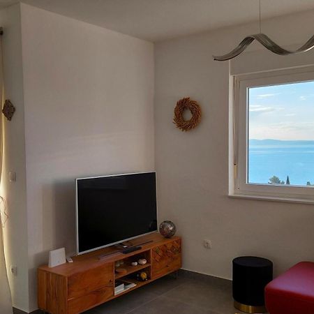 Apartment Vista Oasis With Pool And Terrace Трогир Экстерьер фото